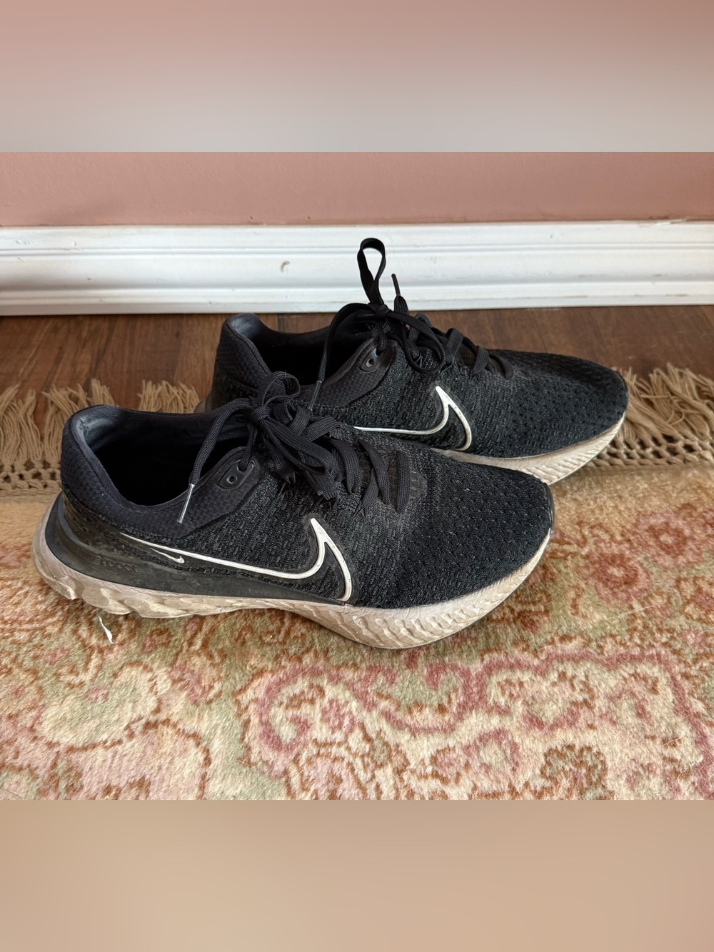 Nike React Infinity Run Flyknit Black White Men’s Size 10 Running Shoes